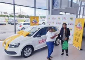 MTN Pulse customer winner Olwethu Mthengwane from Thembalethu in George, Western Cape