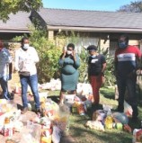 Zimbabweans stranded in Cape receive food donations